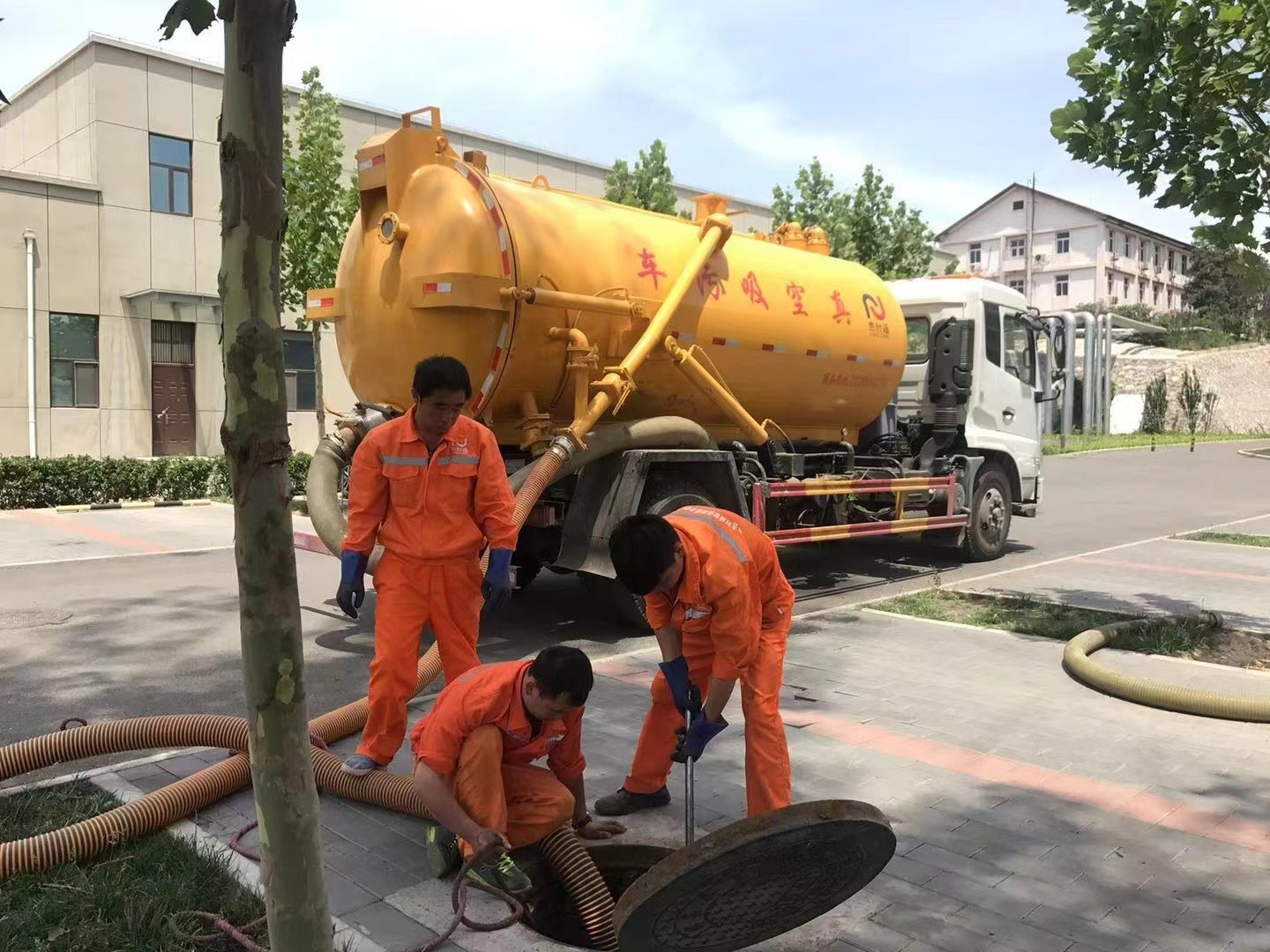赵县化粪池清理与5-8吨吸粪车施工效率分析